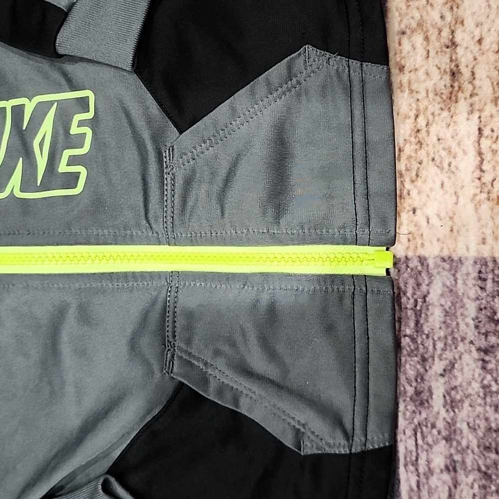 Nike Boys sweat outfit - Picture 4 of 11